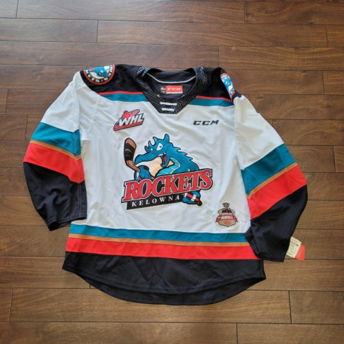 Kelowna Rockets Team Issued CCM White Jersey Size 56 Lower Memorial Cup